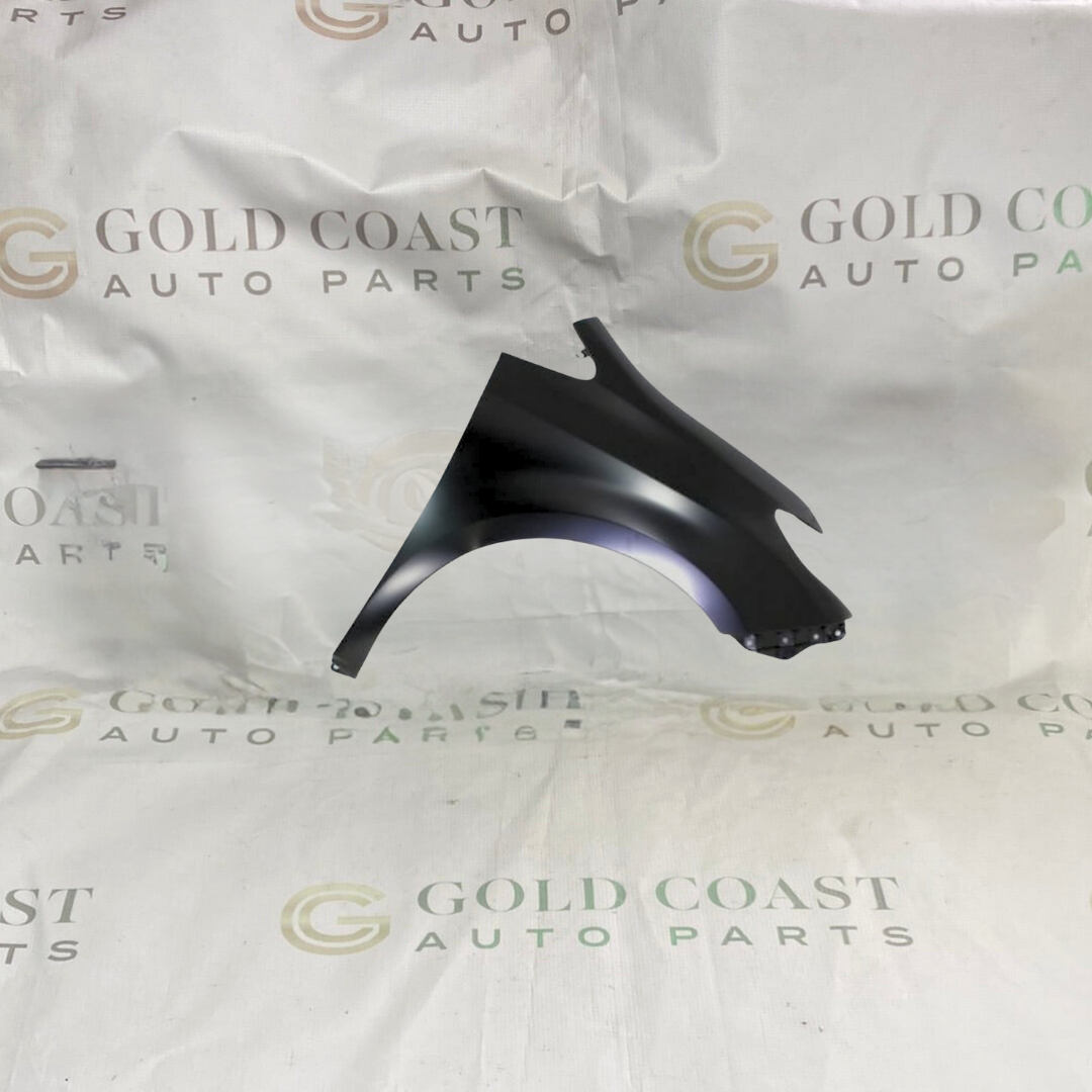 2011-2017 Toyota Sienna Fender Assembly (RH) TO1241234