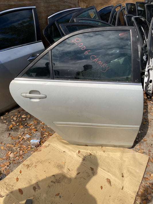 2002-2006 Toyota Camry  Rear Door RH (Passenger Side) COMPLETE ASSEMBLY OEM SILVER GC06TOCAMRDRHSLR