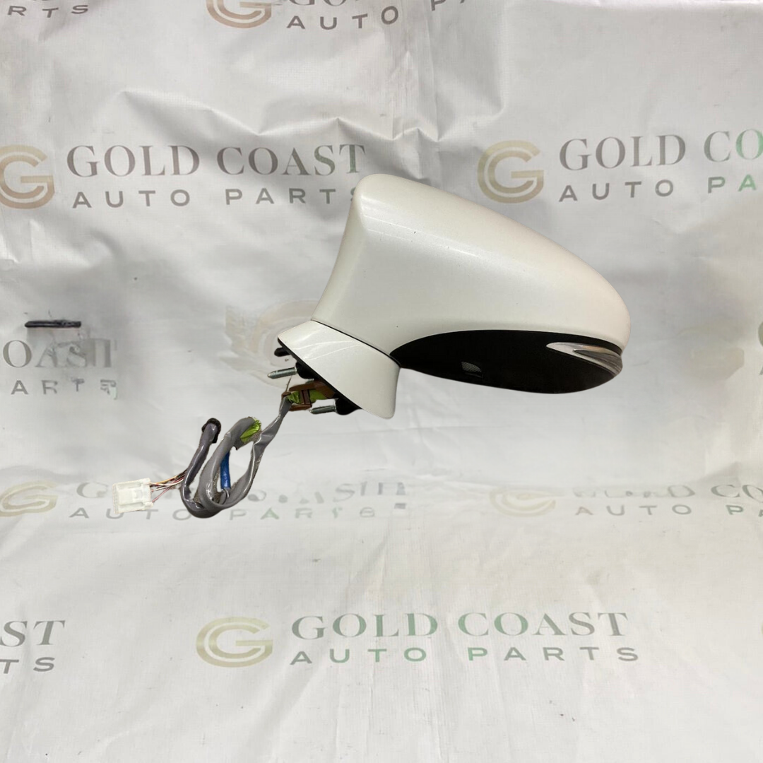 2002 LEXUS IS300 MIRROR  (LH) GC02LEIS3MRLHWHT Gold Coast Multisystems
