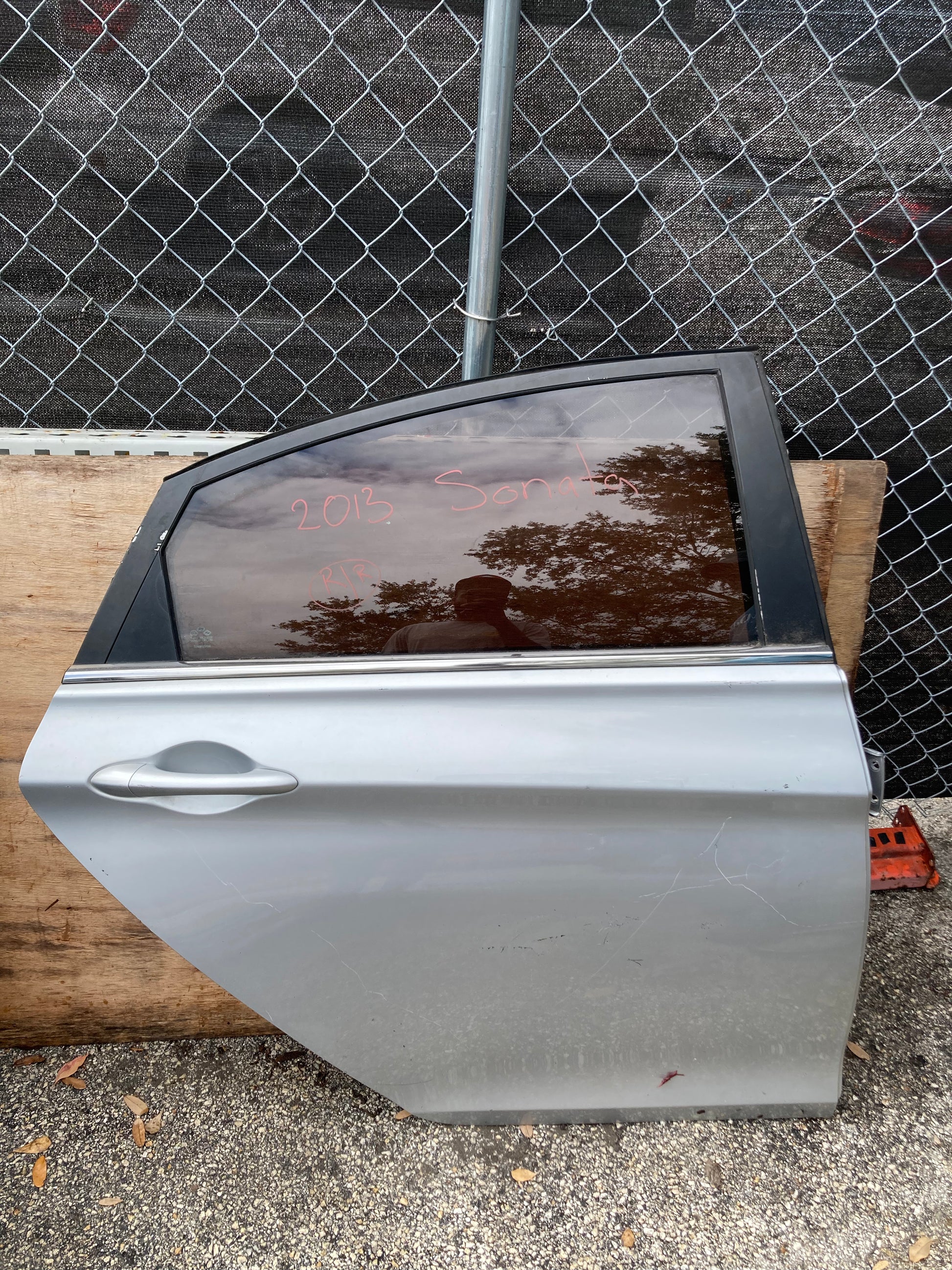 2011-2014 HYUNDAI SONATA REAR DOOR (RH) GC13HYSONRDRHGRY Gold Coast Multisystems