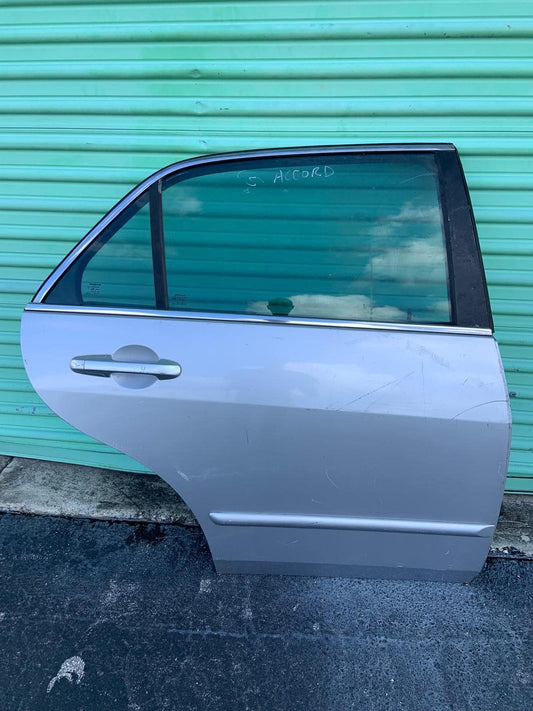 2003-2007 Honda Accord Rear Door (RH) Complete Assembly OEM GREY GC07HOACCRDRHSLR