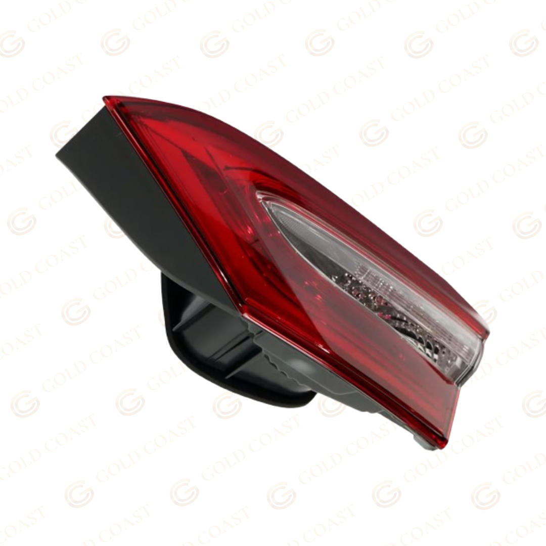 2018-2019 Toyota Camry Tail Light Assembly Inner (RH) LE; Japan Built TO2803145
